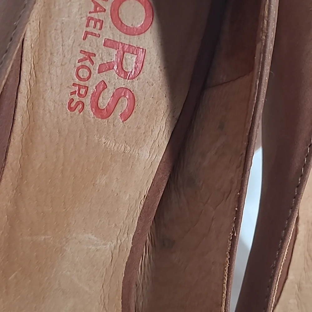 Kors Michael Kors Women's Peep Toe Heels - Picture 4 of 11